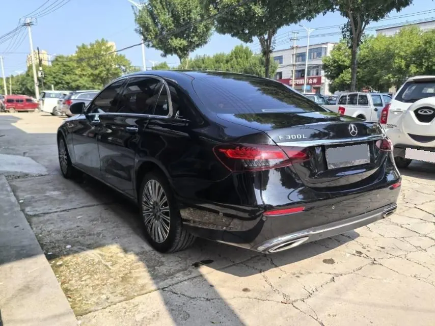 Mercedes Benz E-Class 2022 E 300 L 2.0T Sports Luxury (Change 2) Automatic Gear 9