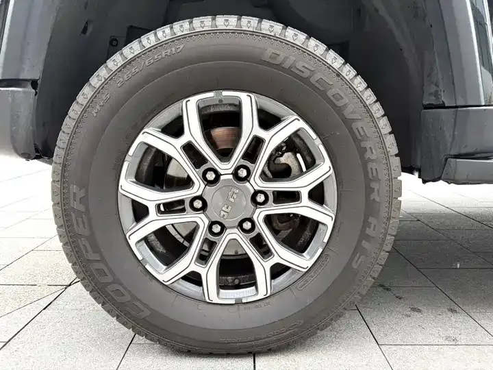 Beijing off-road BJ40 2023 2.0T automatic four-wheel drive city hunter version extreme 10