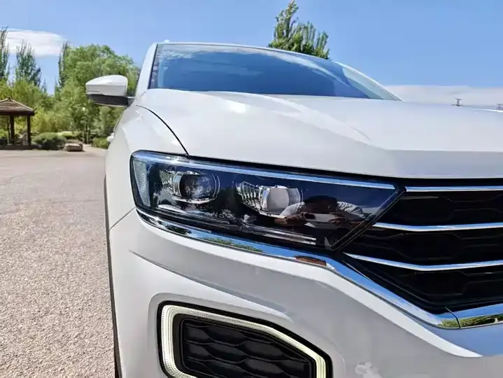T-ROC Tange 2021 280TSI DSG Two-Drive Elite Zhilian Edition 10