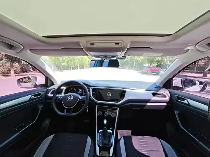 T-ROC Tange 2021 280TSI DSG Two-Drive Elite Zhilian Edition 12
