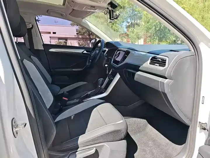 T-ROC Tange 2021 280TSI DSG Two-Drive Elite Zhilian Edition 9