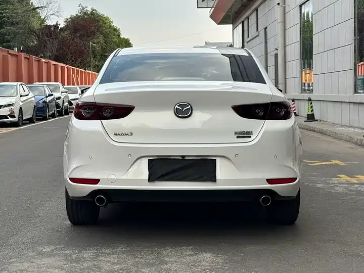 Mazda 3 Oncorsela 2022 1.5L Manual US Edition 5