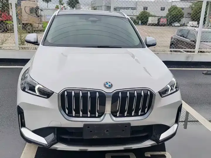 BMW X1 2023 sDrive20Li X Design Set 2