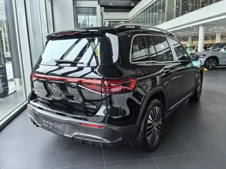Mercedes Benz EQB 2025 EQB 260 5