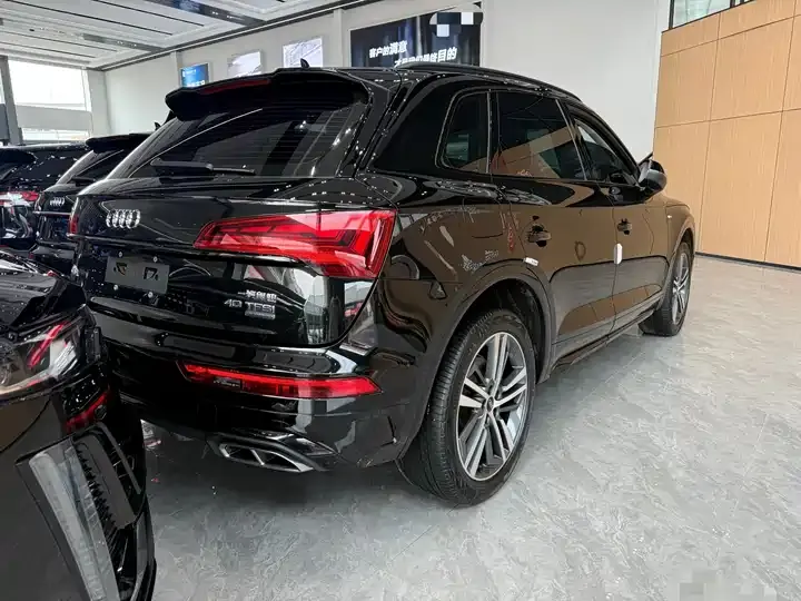 Audi Q5L 2022 model 40T Luxury Dynamic Edition 8