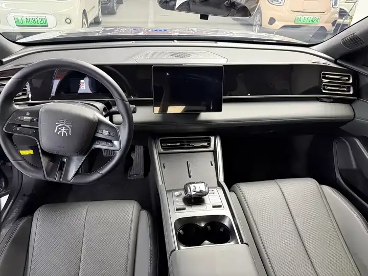 2024 Qin L DM-i 80km Leading Edition 7