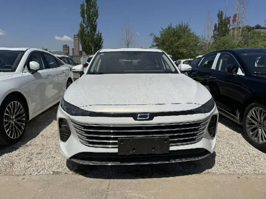 Bestune 2024 B70 1.5T Longteng Edition Leading Automatic Gear 3