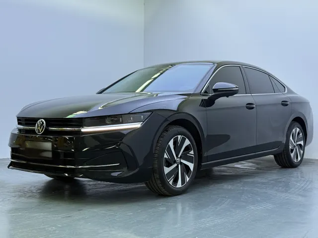 Volkswagen 2024 Magotan 1.5TSI 300TSI Premium Edition Eye Bag Automatic Block - View 1