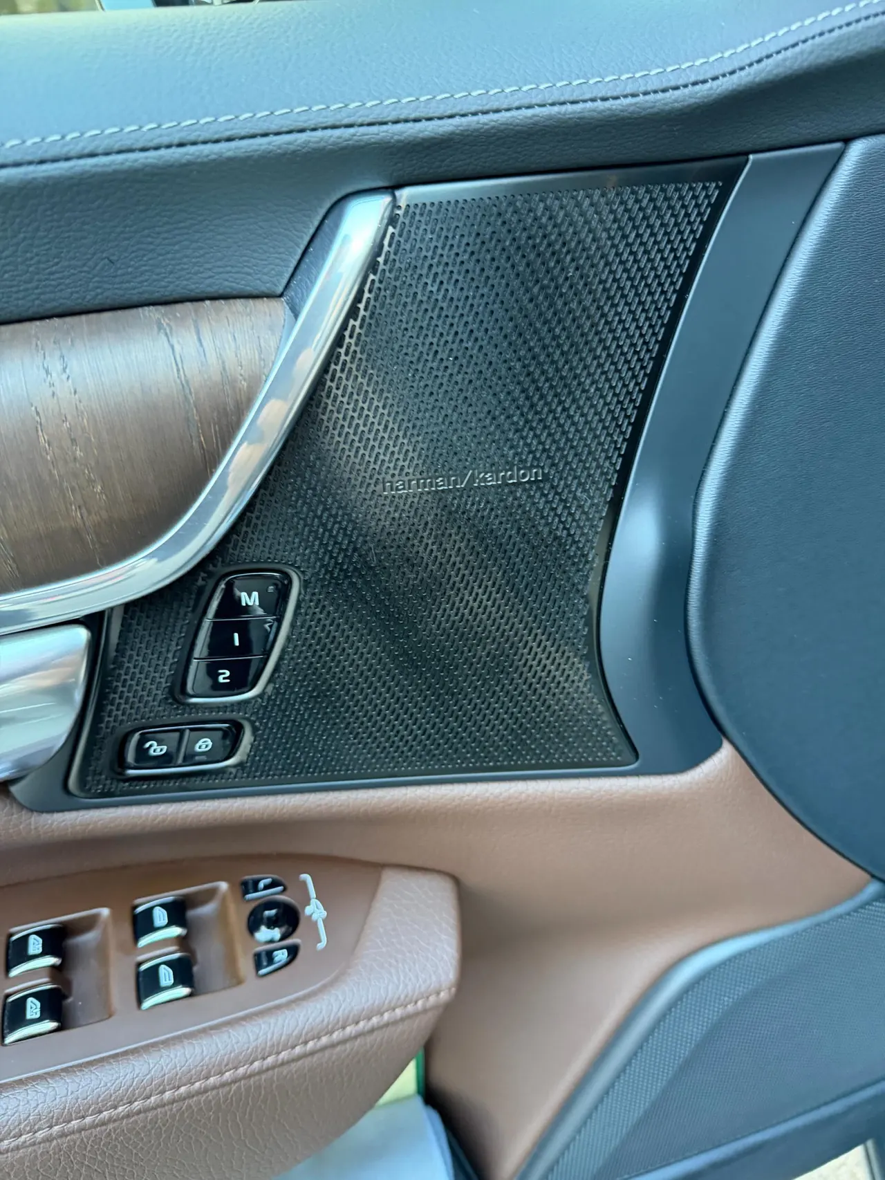 Volvo 2021 S90 48V 2.0T B5 Zhiyuan Deluxe Edition Automatic Gear 5
