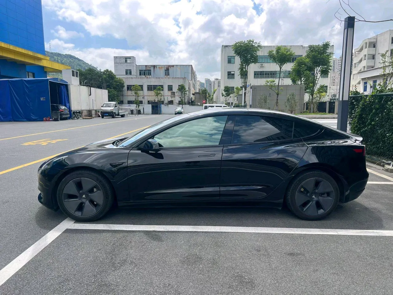 Tesla 2021 Model 3 Standard Endurance Rear Drive Upgraded Automatic Gear 5