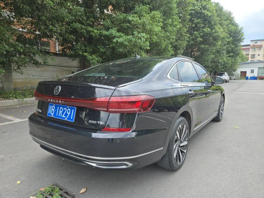 Volkswagen 2021 Passat 2.0TSI 330TSI Premium Edition Automatic Gear 7