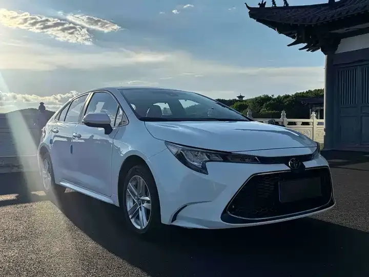 Levin 2022 185T CVT Luxury Edition 3