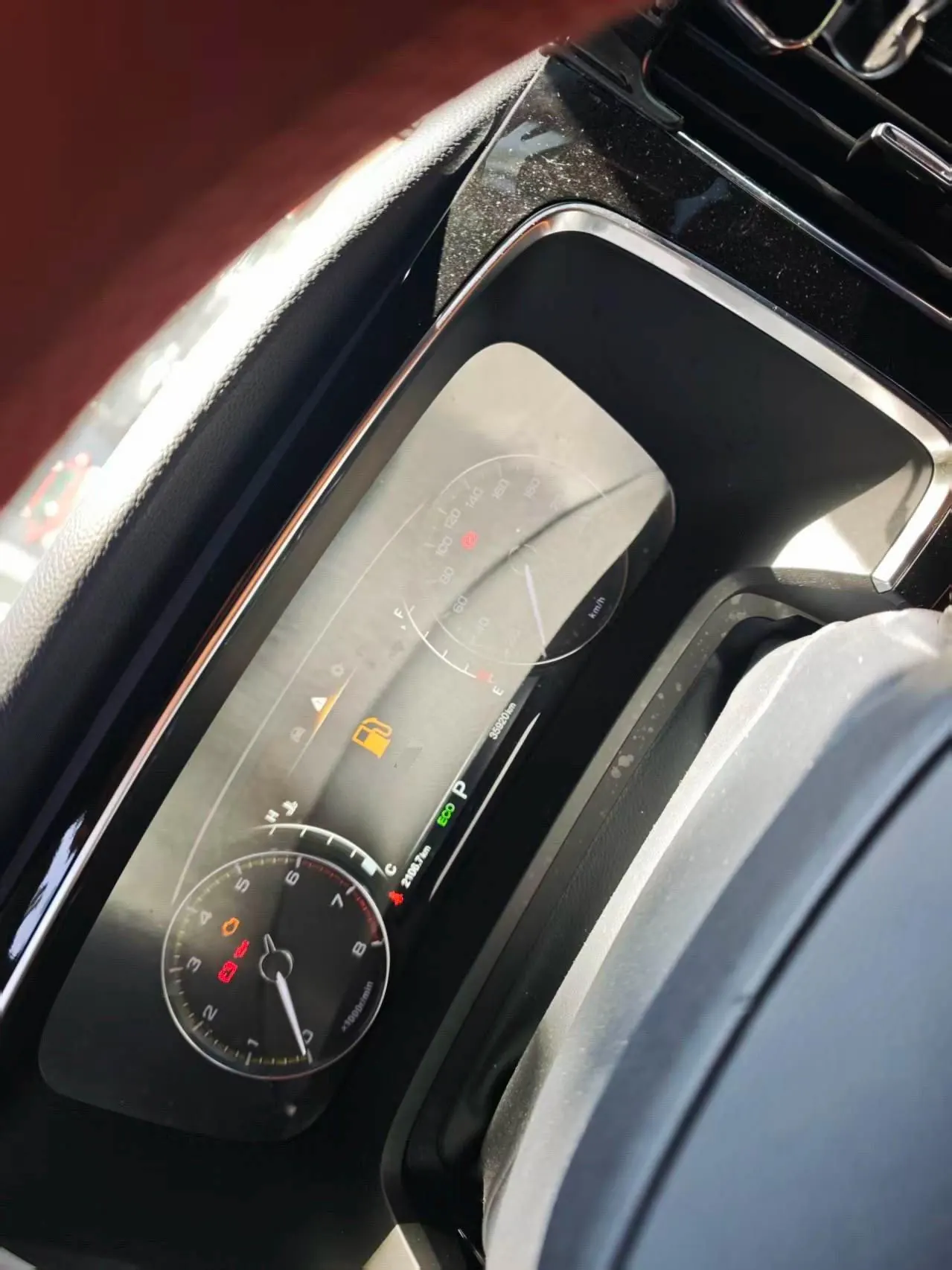 Chuanqi 2021 M8 2.0T 390T Leading Show Series Distinguished Welfare Edition Automatic Gear 6
