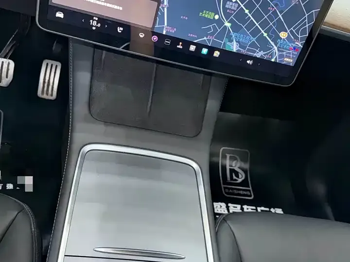 Model Y 2021 long-range all-wheel drive 7