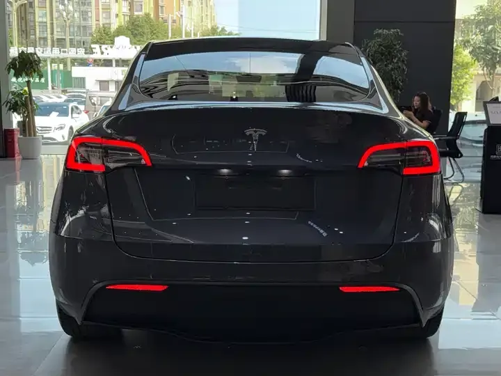 Model Y 2021 long-range all-wheel drive 9