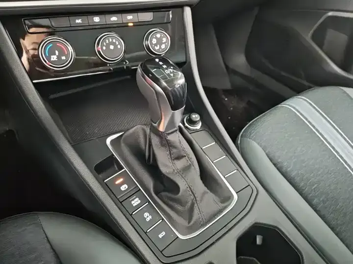 Sagittarius 2025 to 300TSI DSG Flying Edition 10