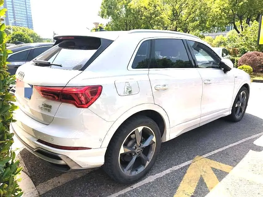 Audi 2024 Q3 1.5TFSI 35TFSI Fashion Dynamic Automatic 5