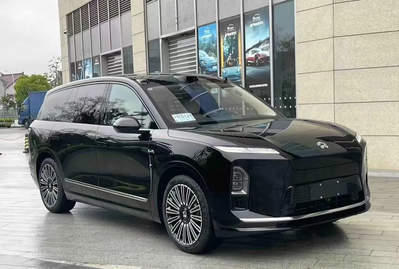 NIO 2026 ES8 6-seat executive deluxe automatic gear 2
