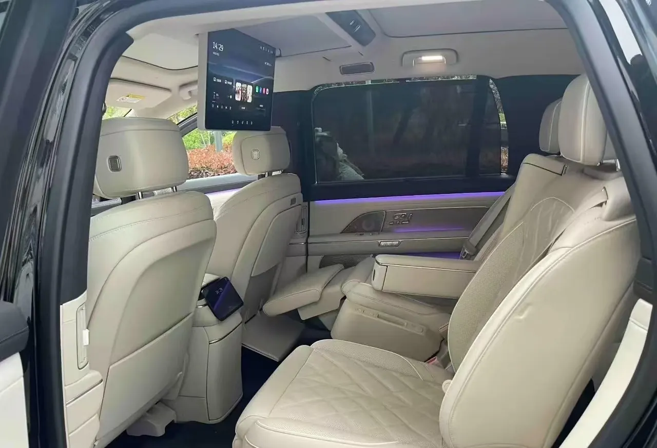 NIO 2026 ES8 6-seat executive deluxe automatic gear 4