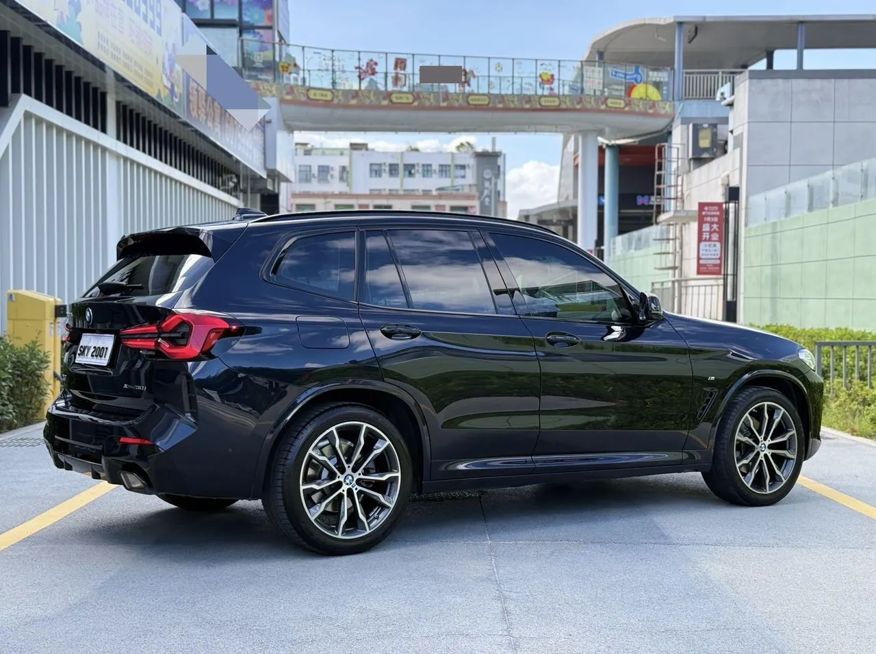 BMW 2023 X3 xDrive30i 2.0T Leading M Obsidian Night Kit (Changed) Automatic Gear 4
