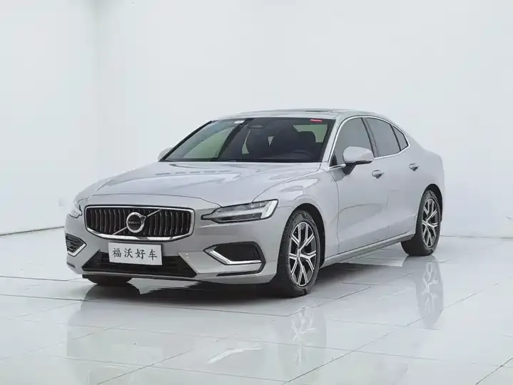 Volvo S60 2023 B4 Zhiyi Deluxe Edition - View 1