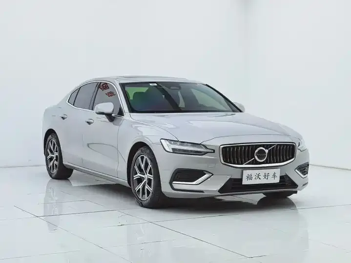 Volvo S60 2023 B4 Zhiyi Deluxe Edition 3