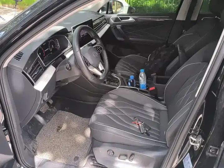 Tiguan L 2023 300TSI Automatic Two-Drive Smart Edition 9