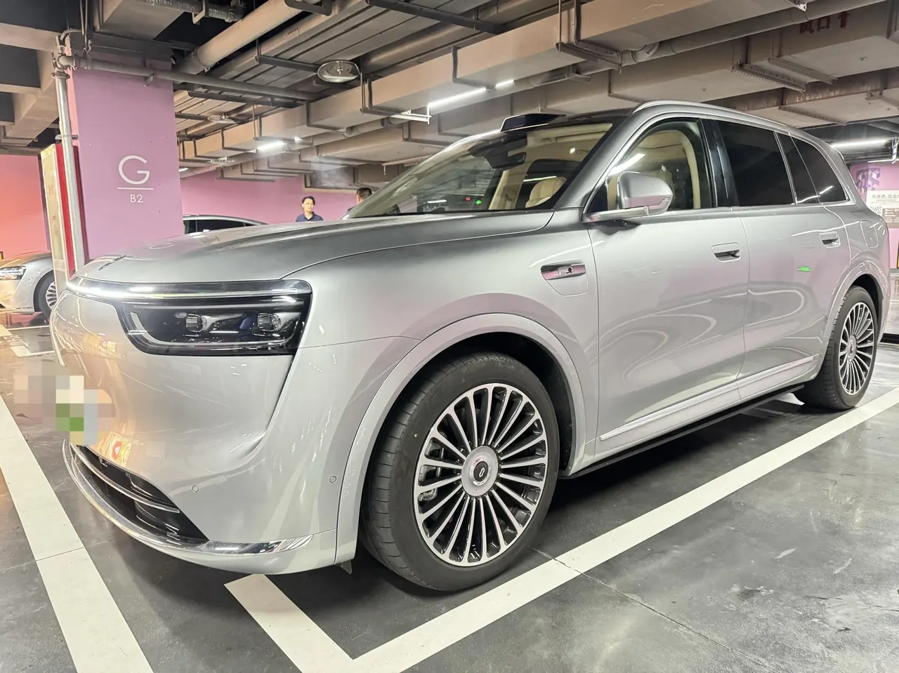 Open image lightbox: AITO 2025 AITO M8 Ultra 53.4kWh 6-seat automatic gear