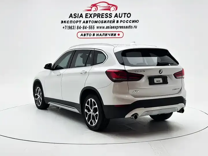 BMW X1 2021 sDrive20Li exclusive type 6