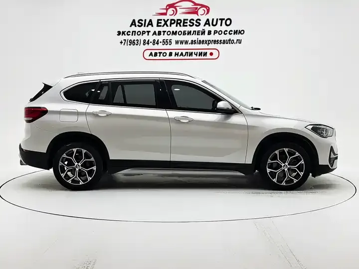 BMW X1 2021 sDrive20Li exclusive type 9