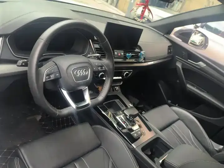 Audi Q5L 2023 40T luxury dynamic 12