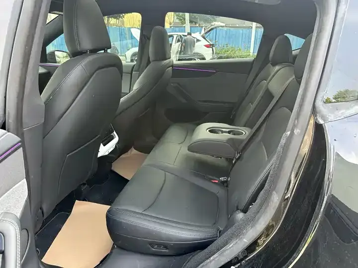 Model Y 2026 rear-wheel drive version 7