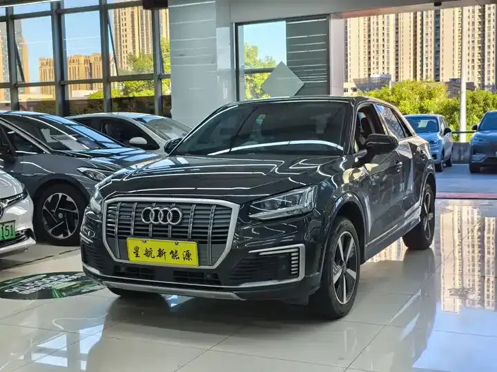Audi Q2L e-tron 2019 Q2L e-tron Pure Electric Intelligence - View 1
