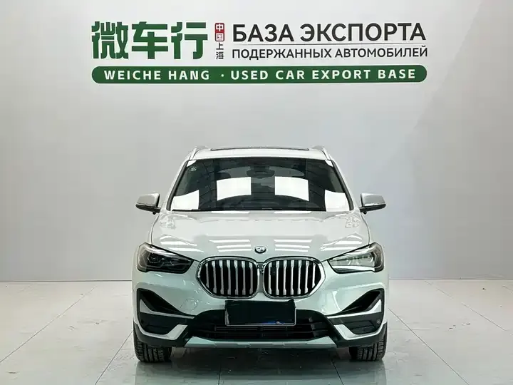 BMW X1 2022 sDrive20Li exclusive type 2