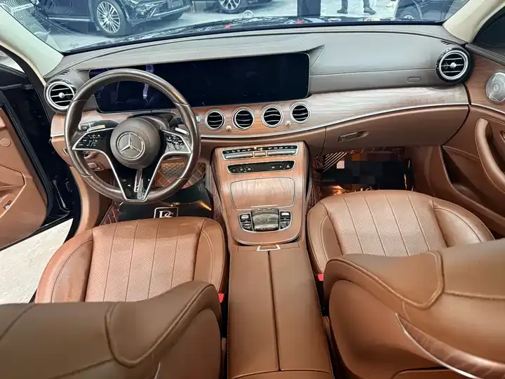 Mercedes Benz E Class 2022 E 300 L Luxury Model 5
