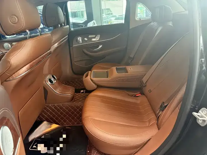 Mercedes Benz E Class 2022 E 300 L Luxury Model 6
