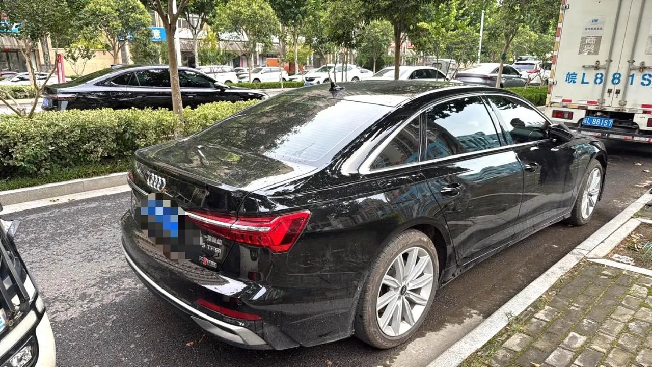 Audi 2024 A6L 2.0TFSI 45TFSI Selected Dynamic Automatic 3