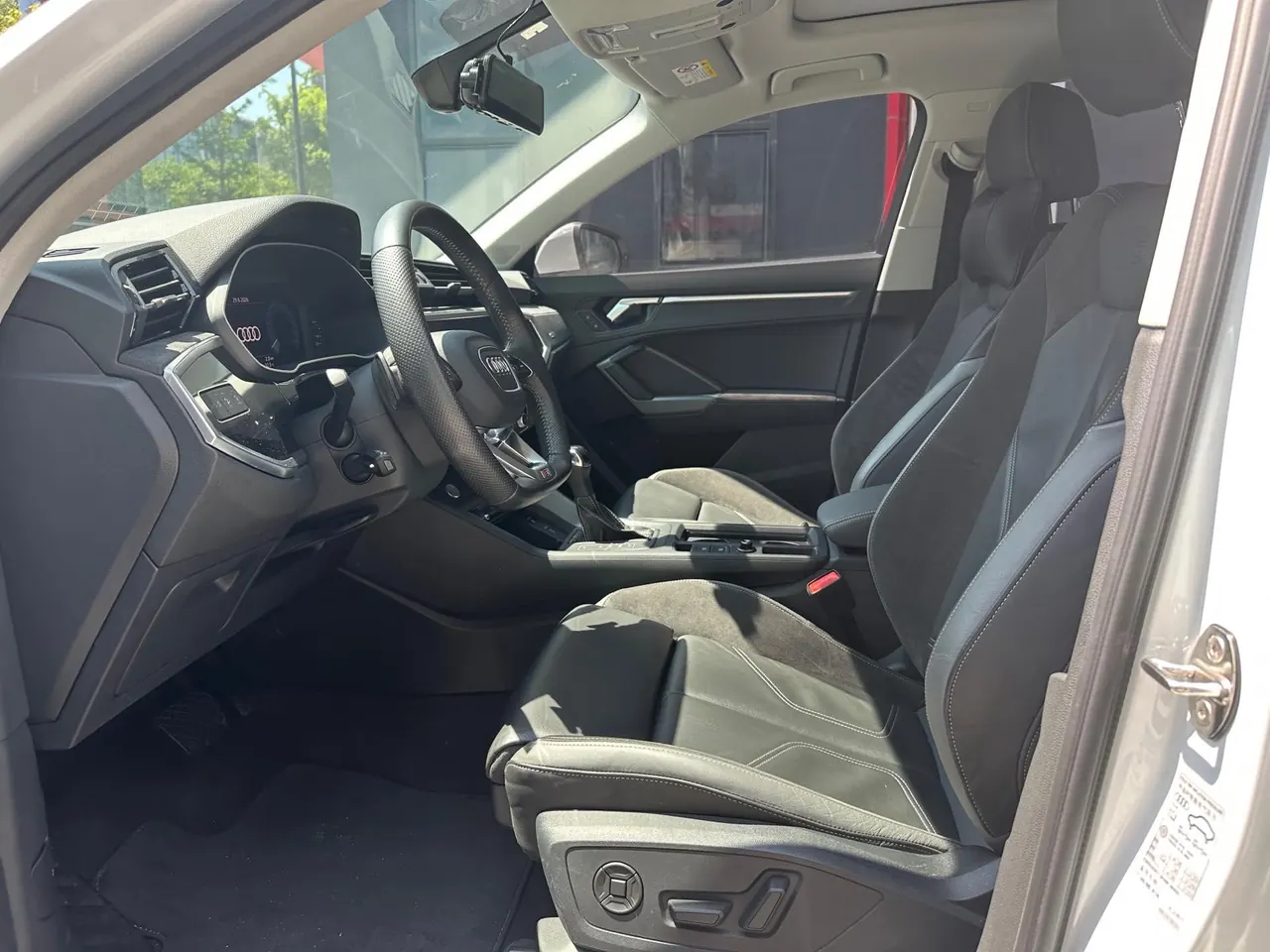 Audi 2020 Q3 Sportback 2.0TFSI 40TFSI Fashion Automatic 5
