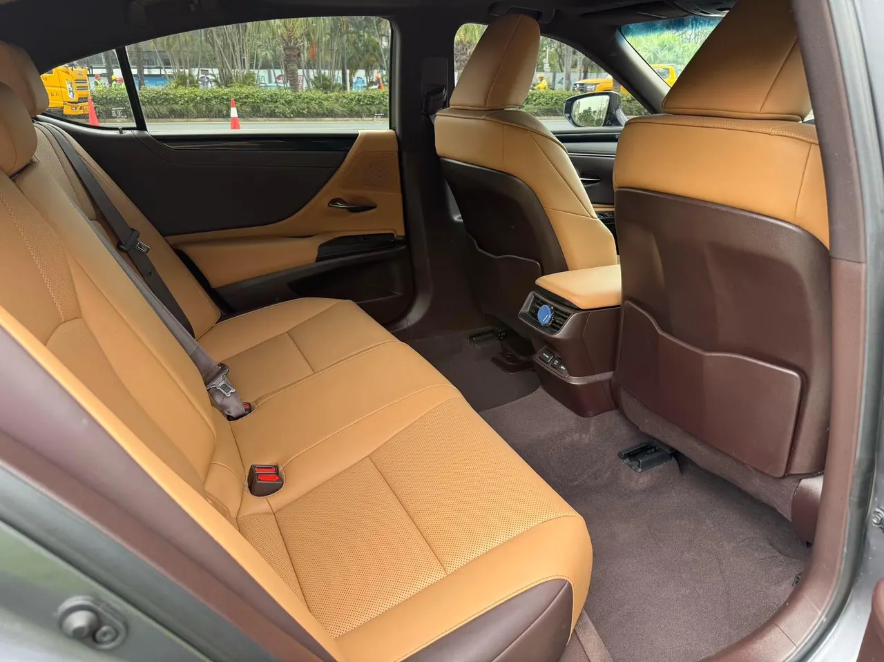 Lexus ES (Imported) 2020 ES200 2.0 Stepless Premium Edition Automatic Gear 10