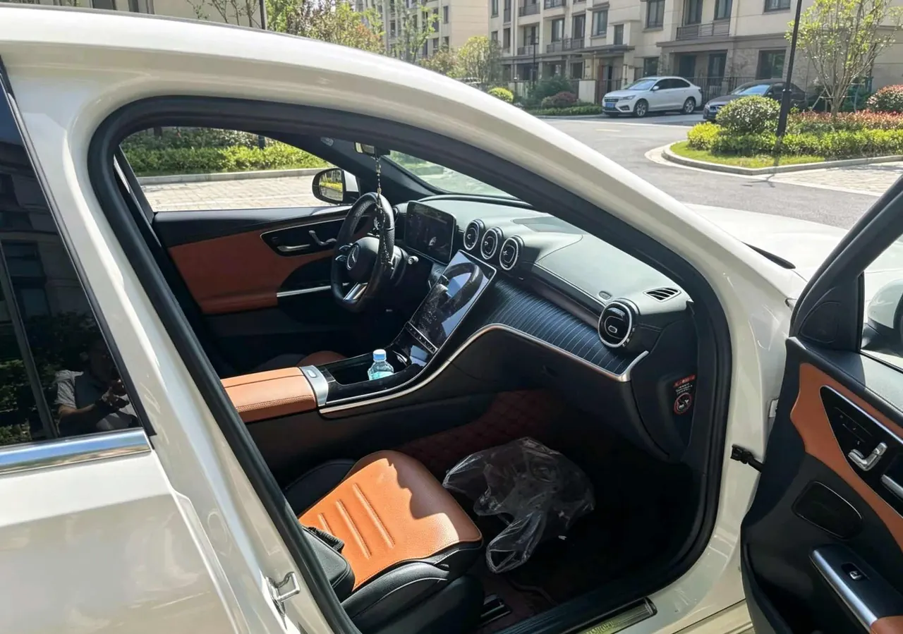 Mercedes Benz Class C 2022 C 200 L 48V 1.5T Sports Edition Automatic Gear 3