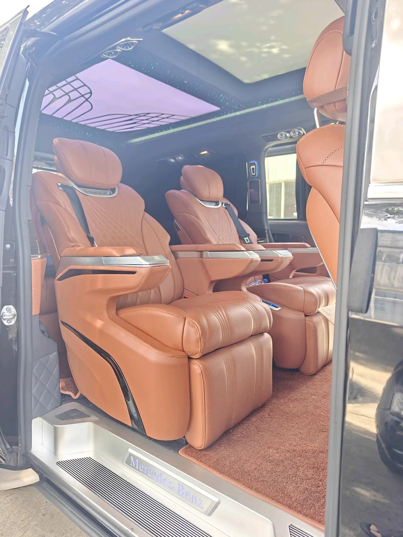 Mercedes Benz V 2022V 260 L 2.0T Deluxe Edition Automatic Gear 3