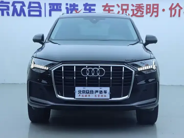 Audi Q7 2023 45 TFSI quattro S line Sport 3