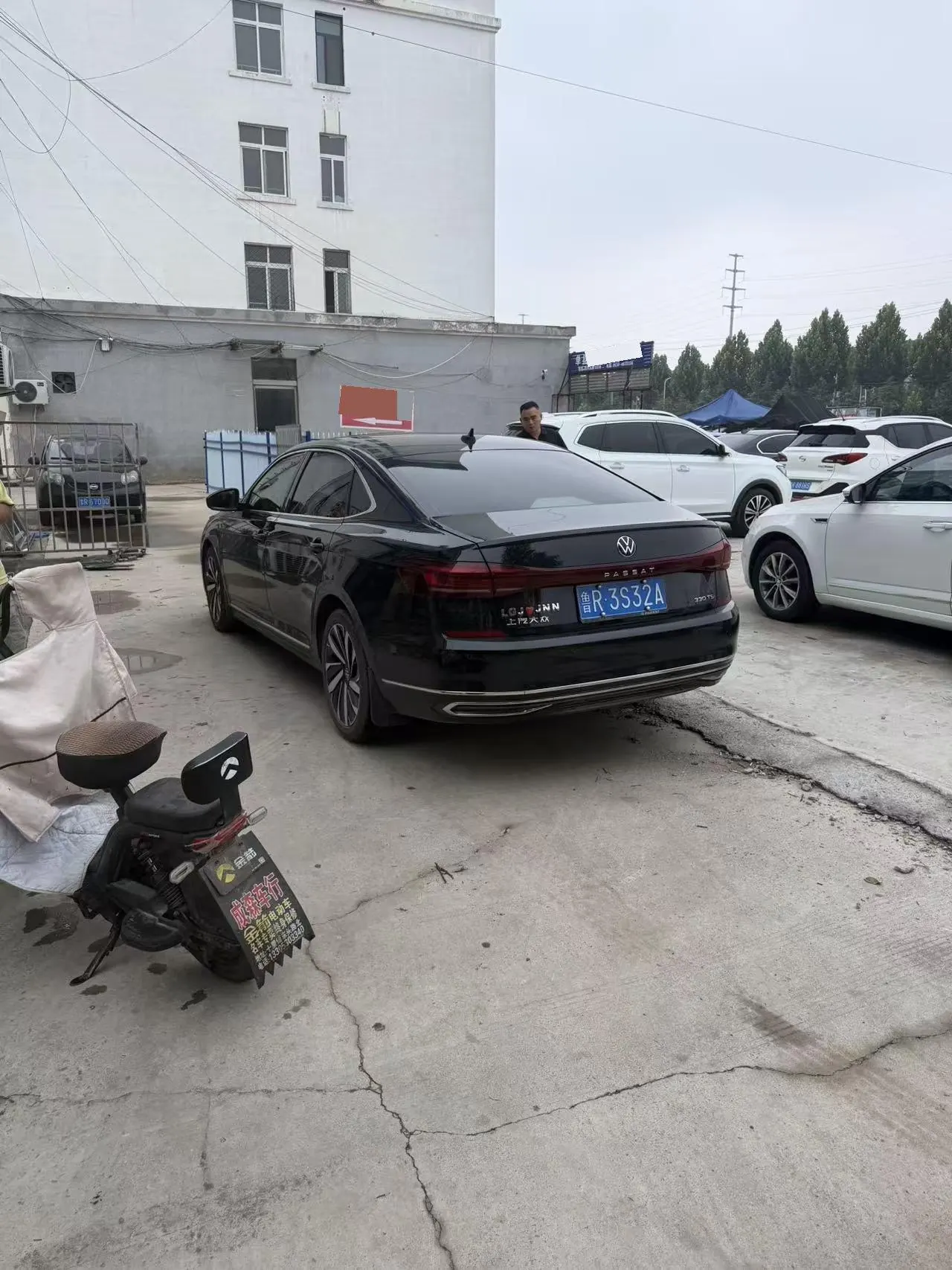 Volkswagen 2021 Passat 2.0TSI 330TSI Premium Edition Automatic Gear 4