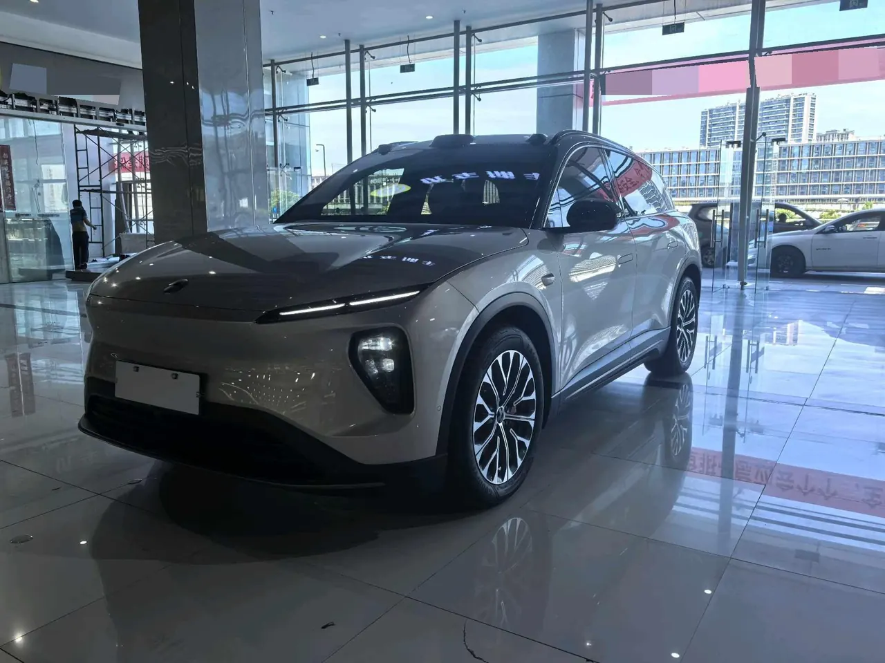 Open image lightbox: NIO 2023 ES6 75kWh automatic gear