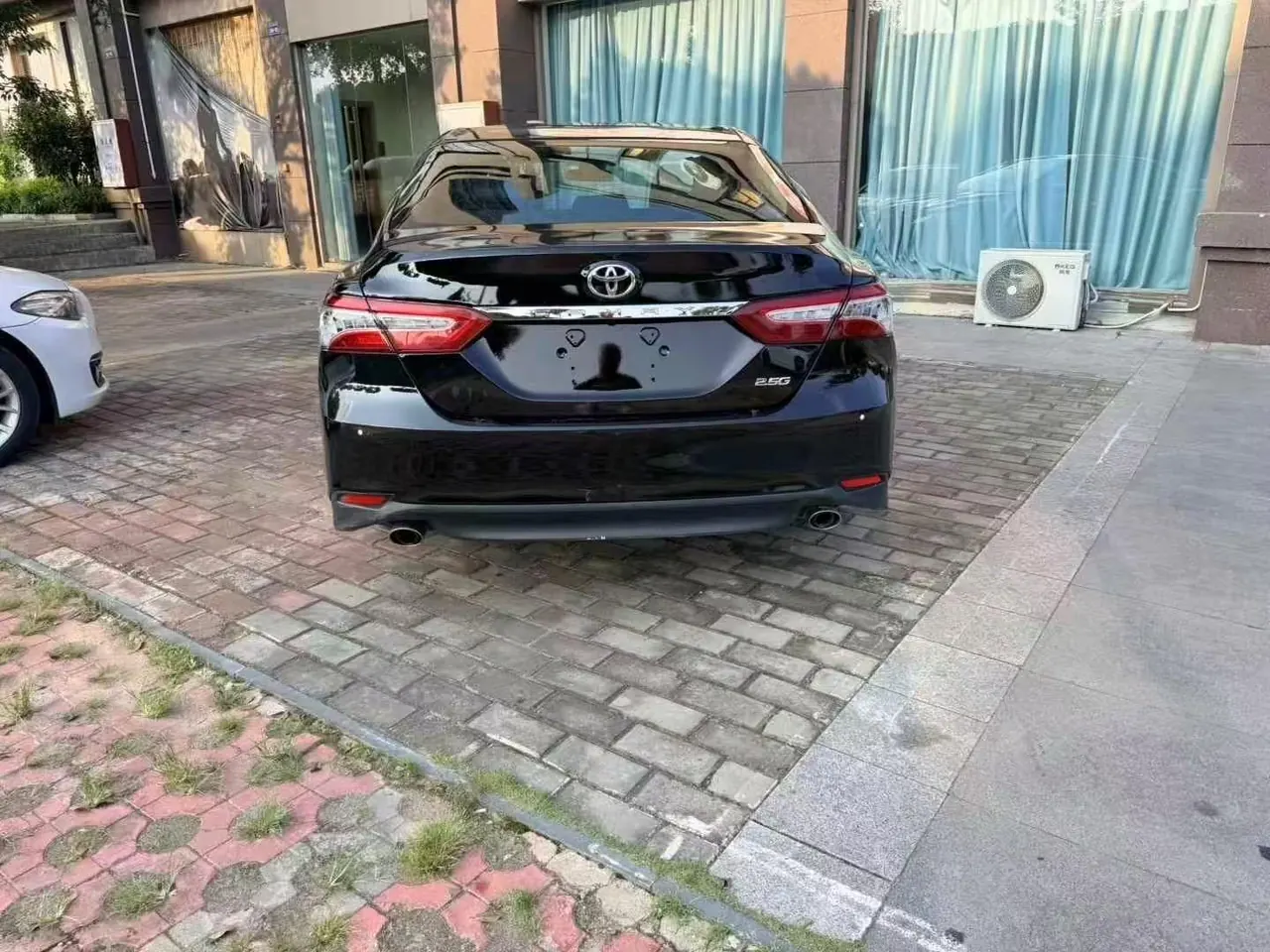 Toyota 2021 Camry 2.5G Deluxe Edition Automatic Gear 7