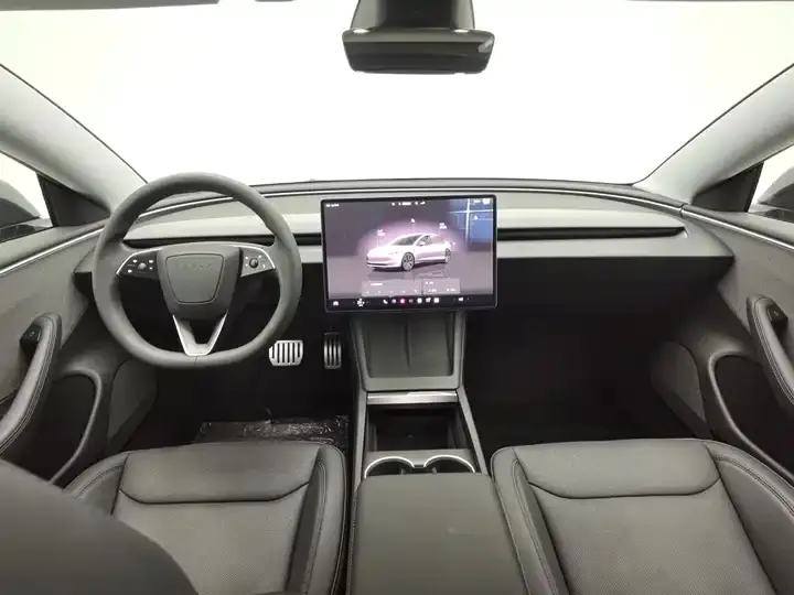 Model 3 2023 rear-wheel drive version 5
