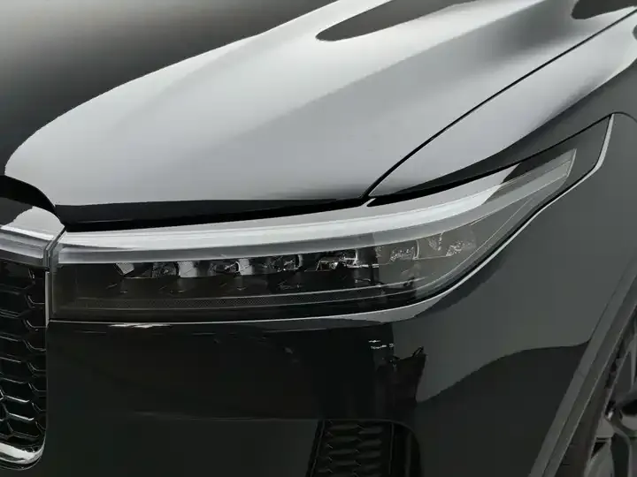 Li ONE 2021 extended 6-seat version 7