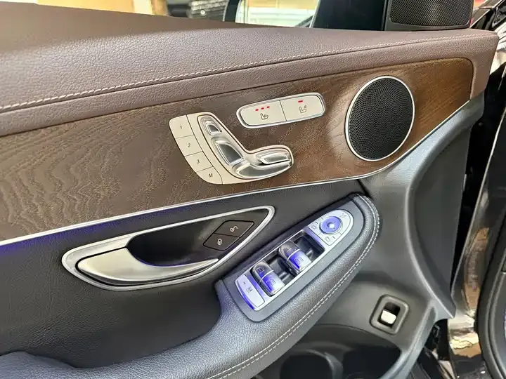 Mercedes Benz GLC 2021 GLC 260 L 4MATIC Luxury 10