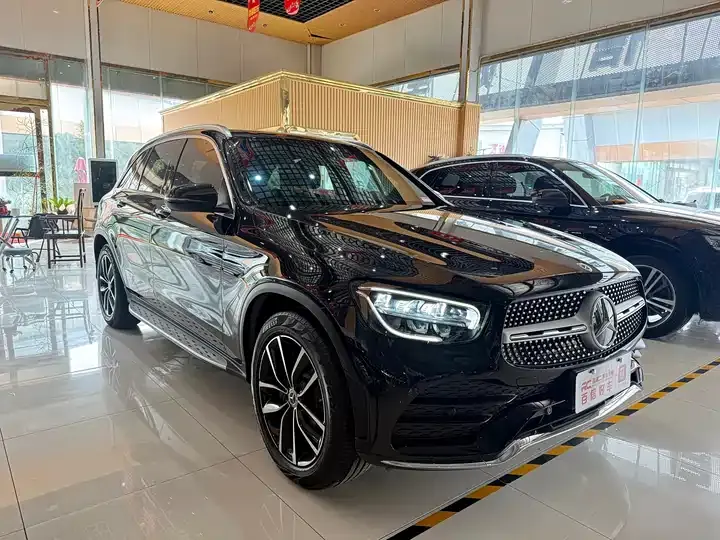 Mercedes Benz GLC 2021 GLC 260 L 4MATIC Luxury 3