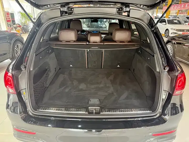 Mercedes Benz GLC 2021 GLC 260 L 4MATIC Luxury 7